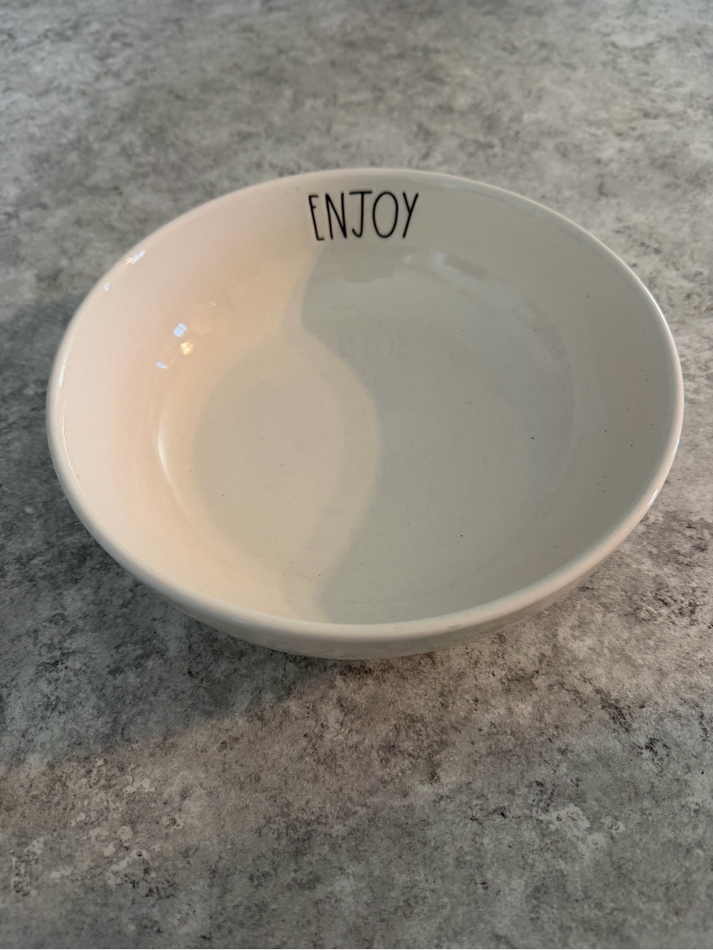 Rae Dunn Artisan By Magenta Bowl